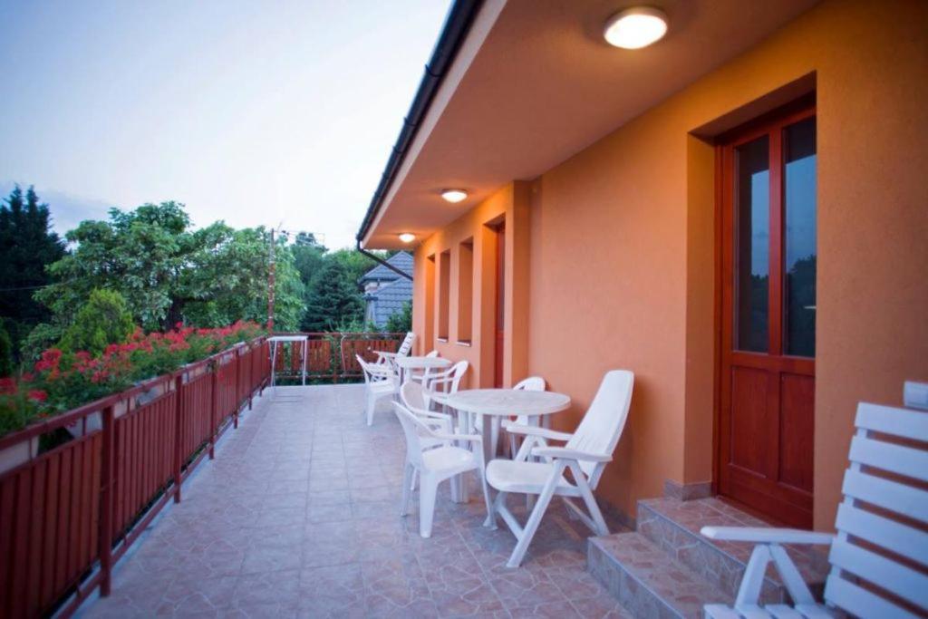 Sunshine Sh Apartmanhaz Daire Zamárdi Dış mekan fotoğraf